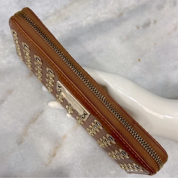 MICHAEL KORS Brown Leather Gold Grommet Large Zippered Wallet - Picture 2 of 16